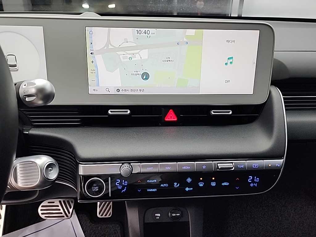 Hyundai Ioniq5 — photo 10