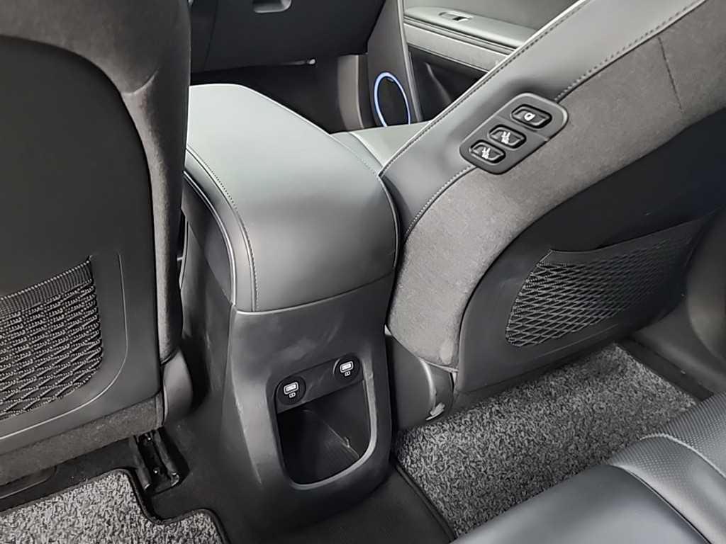 Hyundai Ioniq5 — photo 13