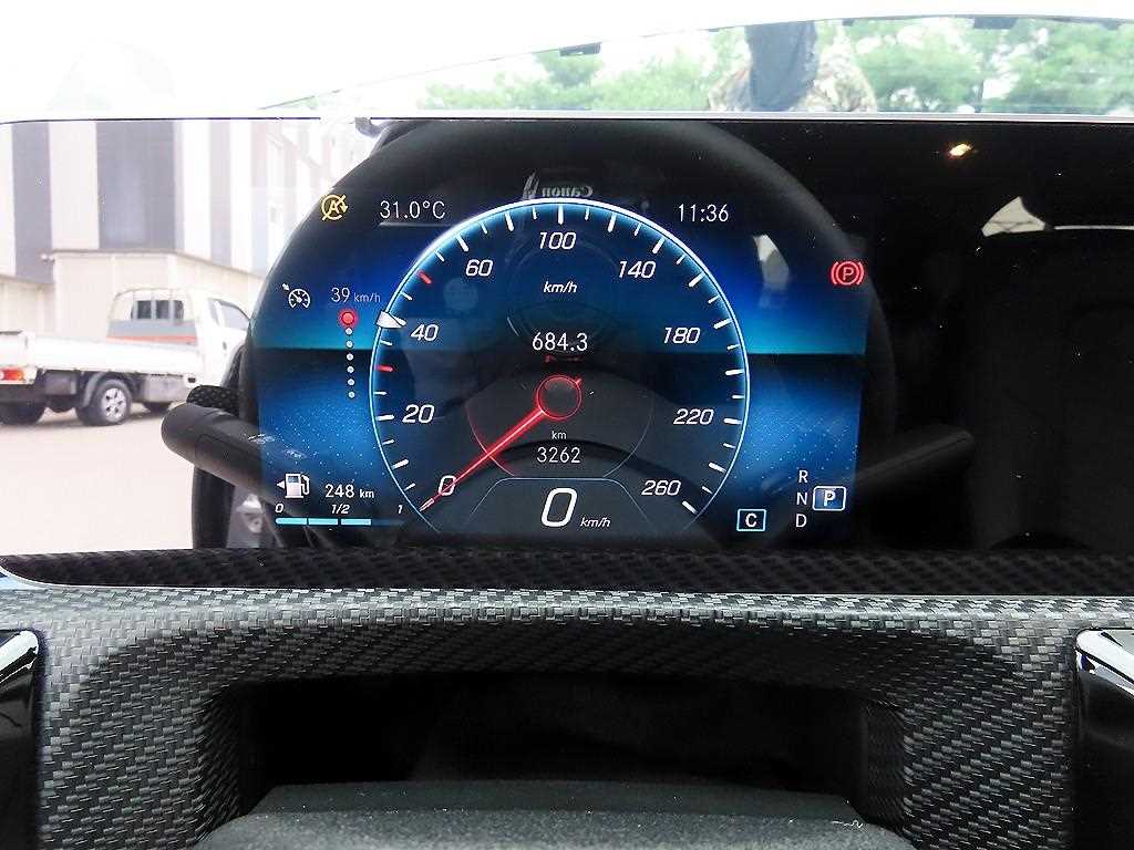 Mercedes-Benz A-Class — photo 09
