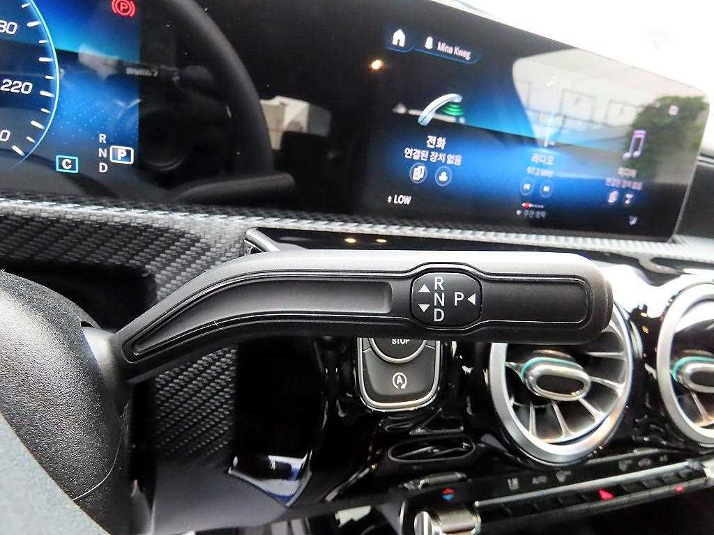 Mercedes-Benz A-Class — photo 10