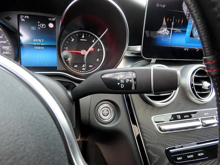 Mercedes-Benz C-Class — photo 10