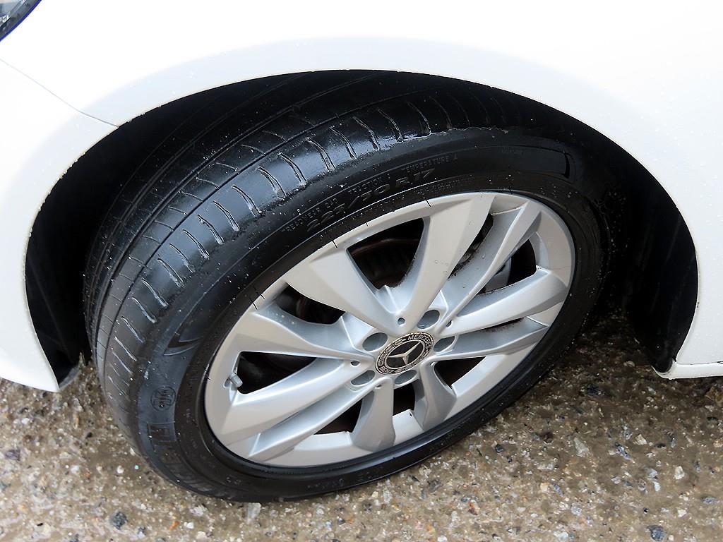 Mercedes-Benz C-Class — photo 20