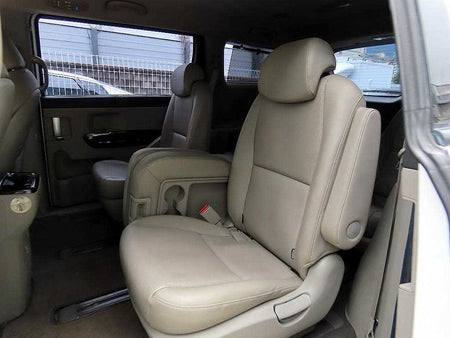 Kia Carnival — photo 06