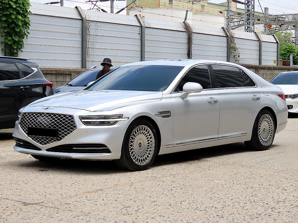 Genesis G90 — photo 02