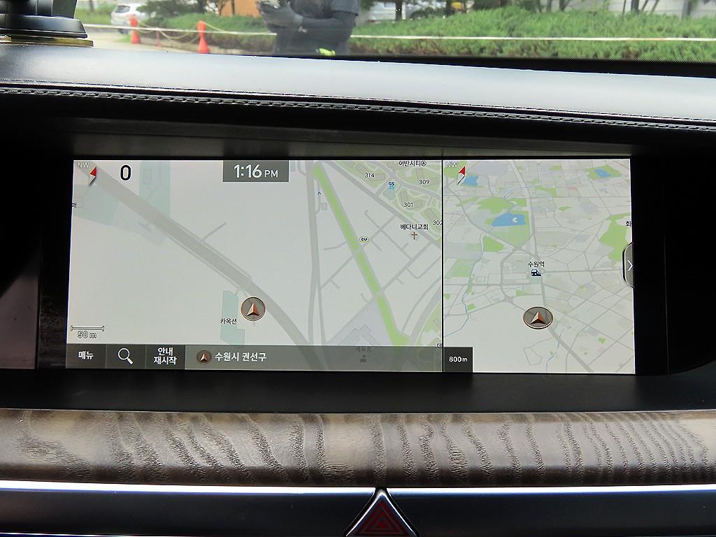 Genesis G90 — photo 13