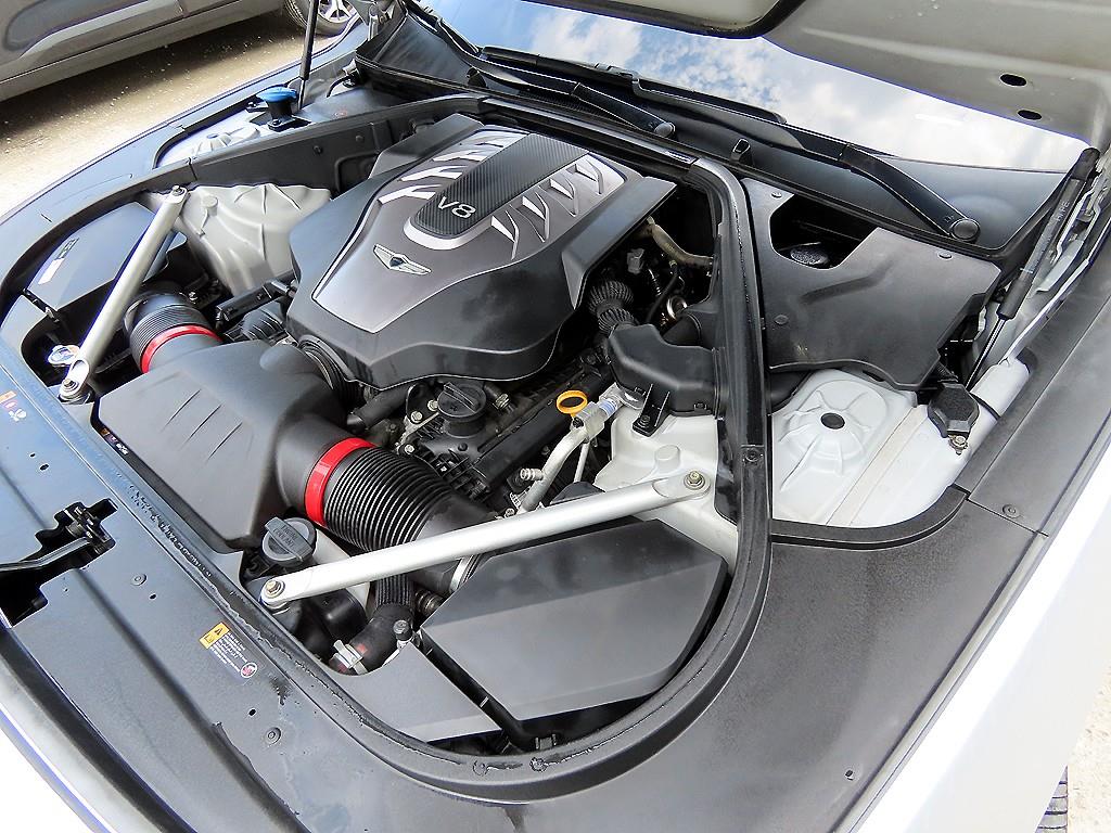 Genesis G90 — photo 19