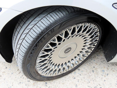 Genesis G90 — photo 20