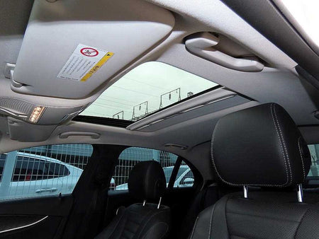 Mercedes-Benz E-Class — photo 16