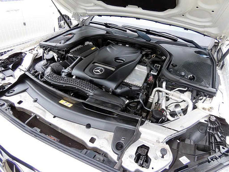 Mercedes-Benz E-Class — photo 20