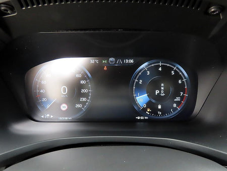 Volvo S60 — photo 09