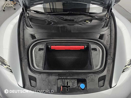 Porsche Taycan — photo 06