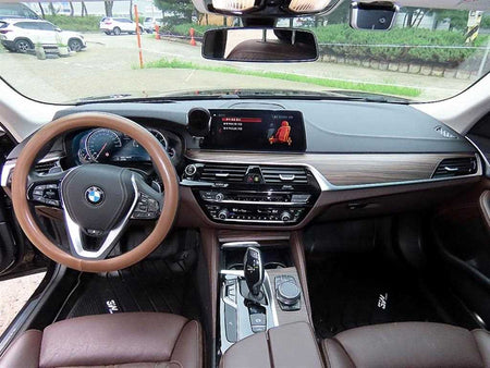 BMW 5-Series — photo 07