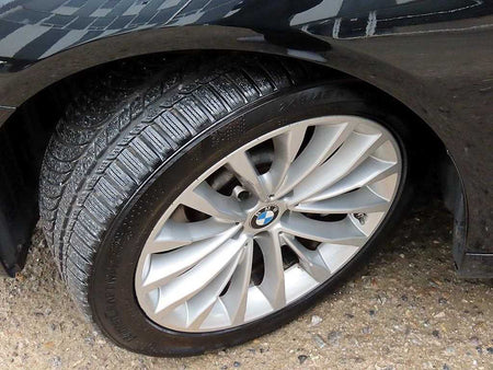 BMW 5-Series — photo 20