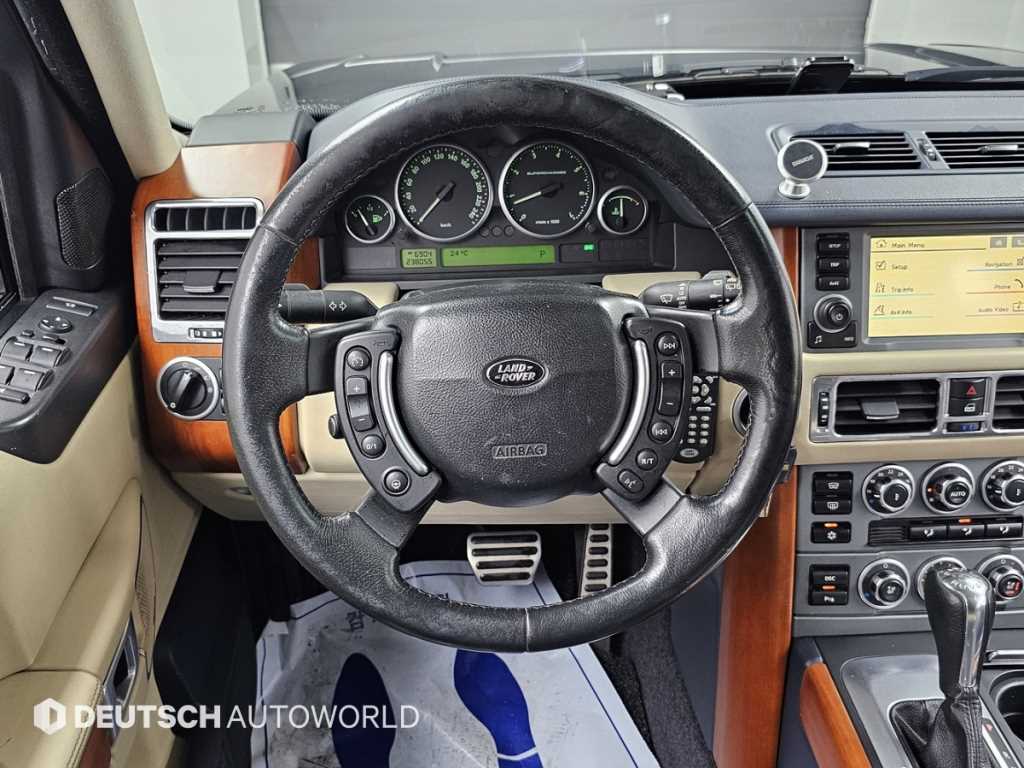 Land Rover Range Rover — photo 13