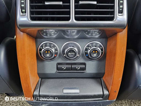 Land Rover Range Rover — photo 16