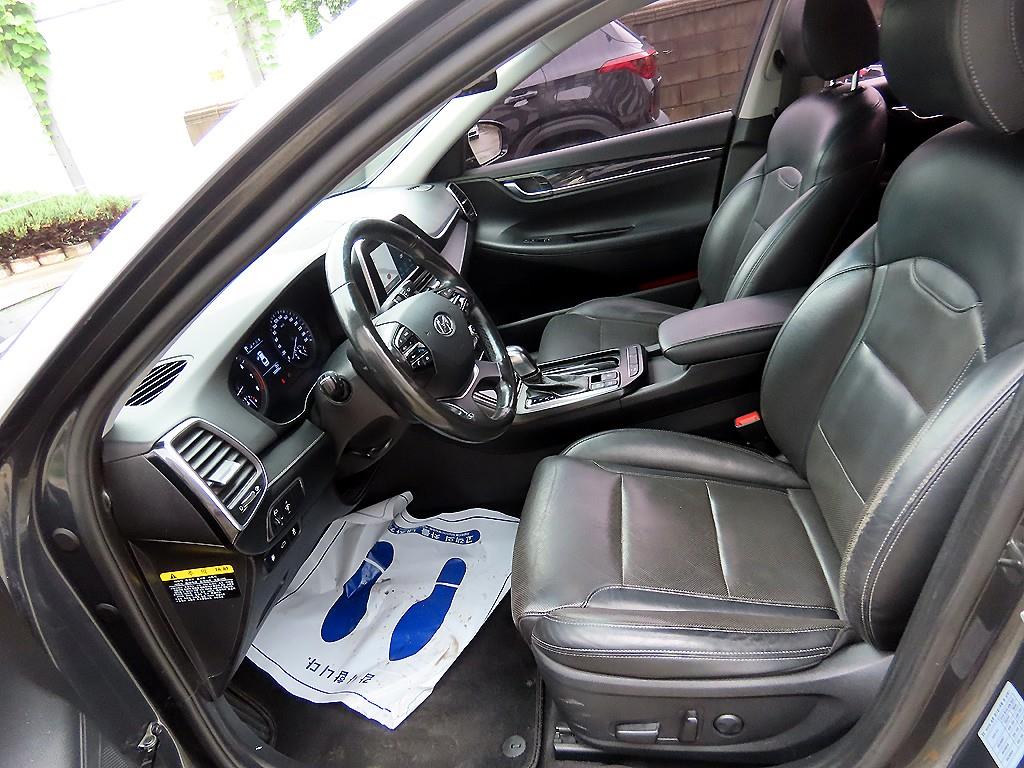 Hyundai Grandeur — photo 05