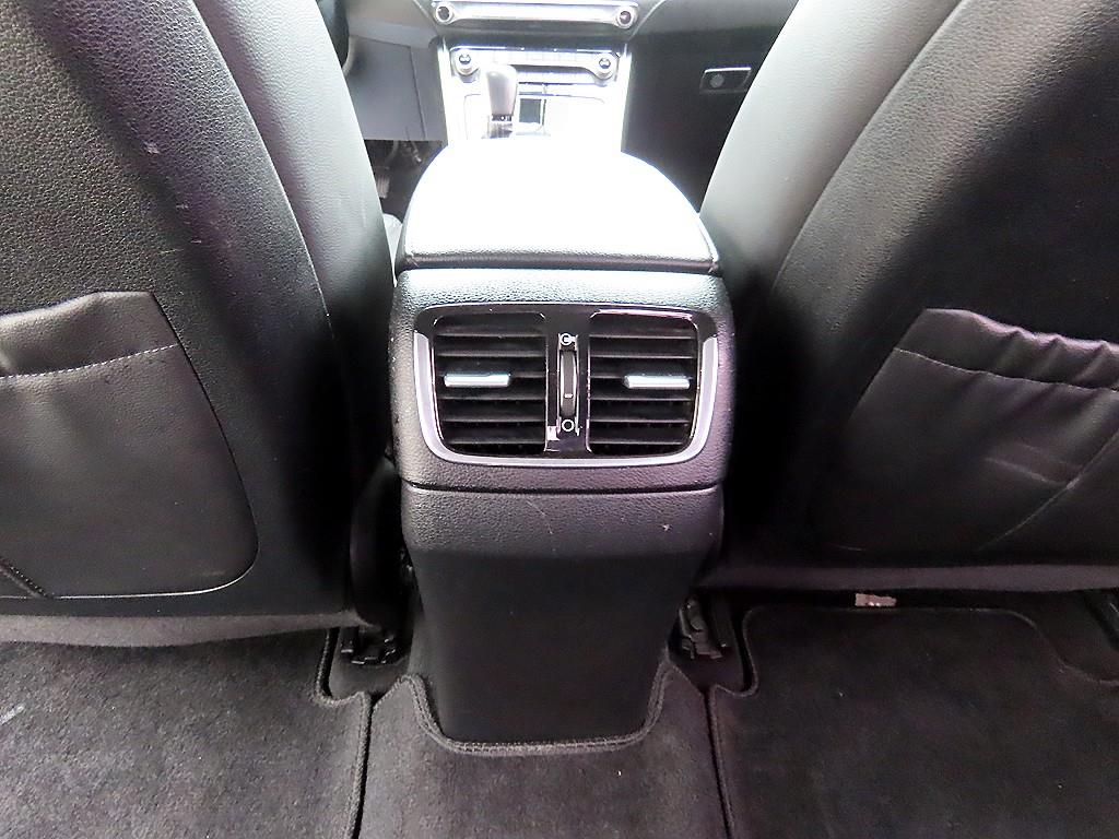 Hyundai Grandeur — photo 17