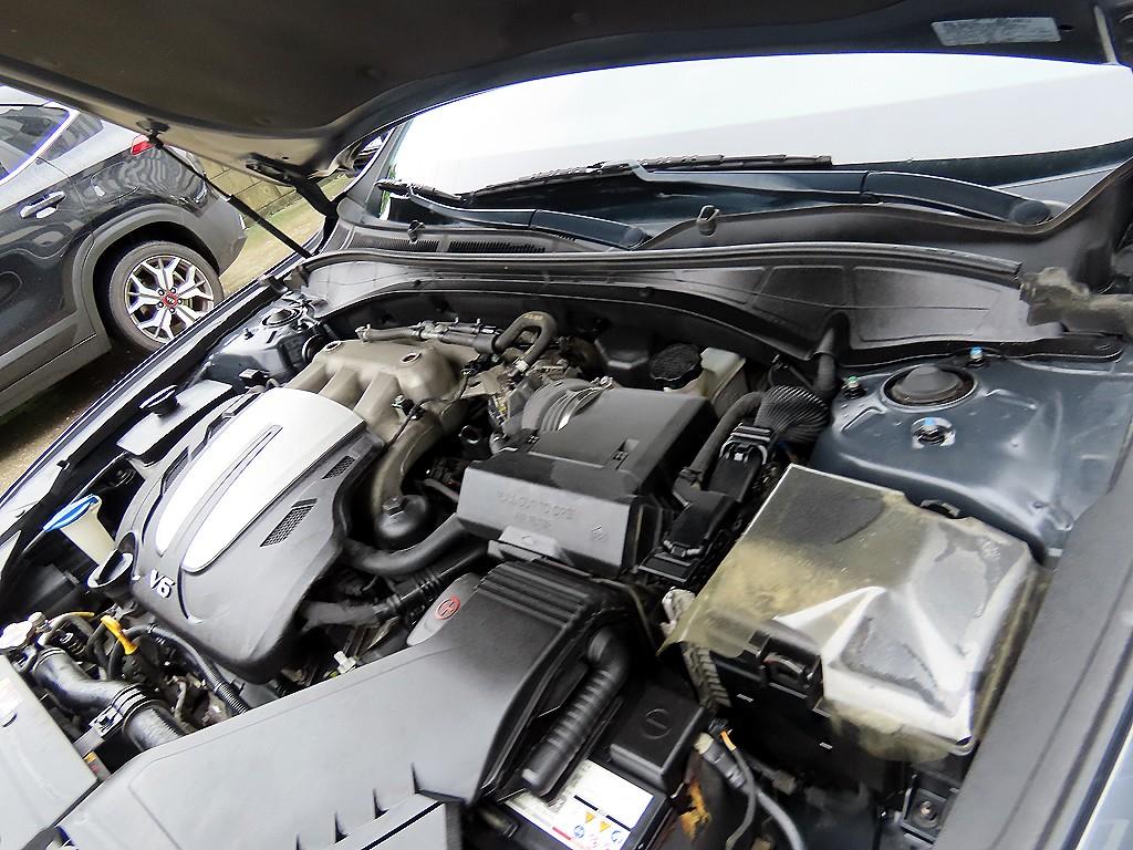Hyundai Grandeur — photo 19