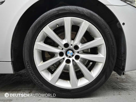BMW 5-Series — photo 05