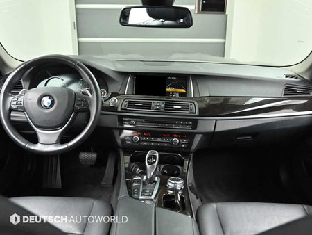 BMW 5-Series — photo 07