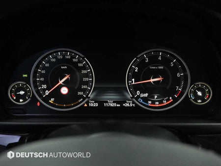 BMW 5-Series — photo 08