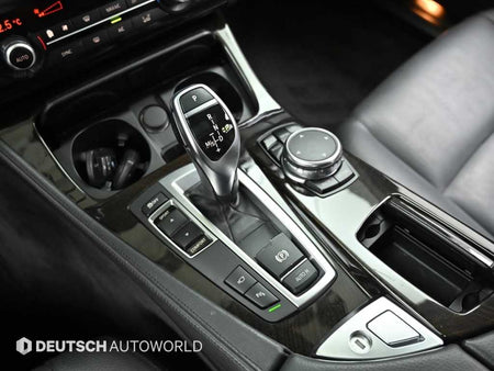 BMW 5-Series — photo 09
