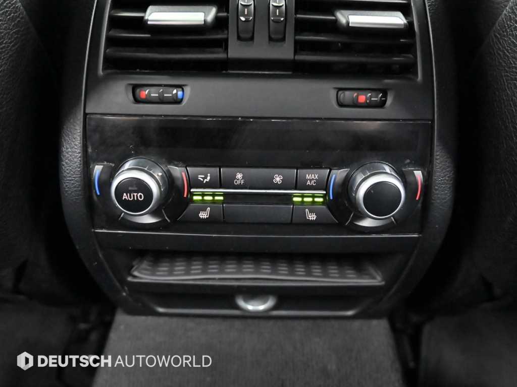 BMW 5-Series — photo 16