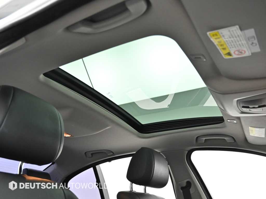 BMW 5-Series — photo 18