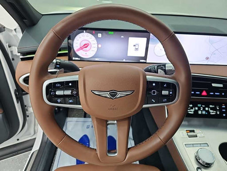 Genesis GV70 — photo 09