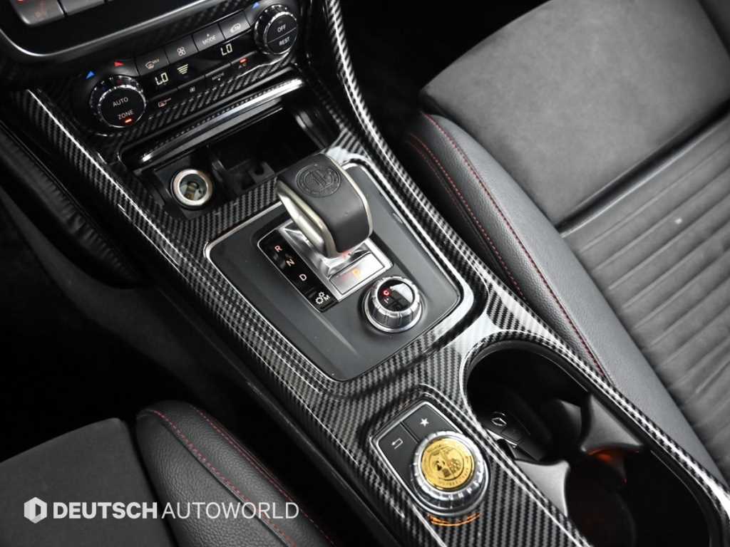 Mercedes-Benz A-Class — photo 09