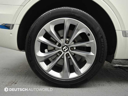 Bentley Bentayga — photo 05