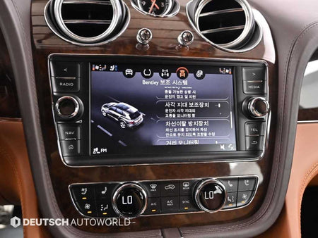 Bentley Bentayga — photo 17