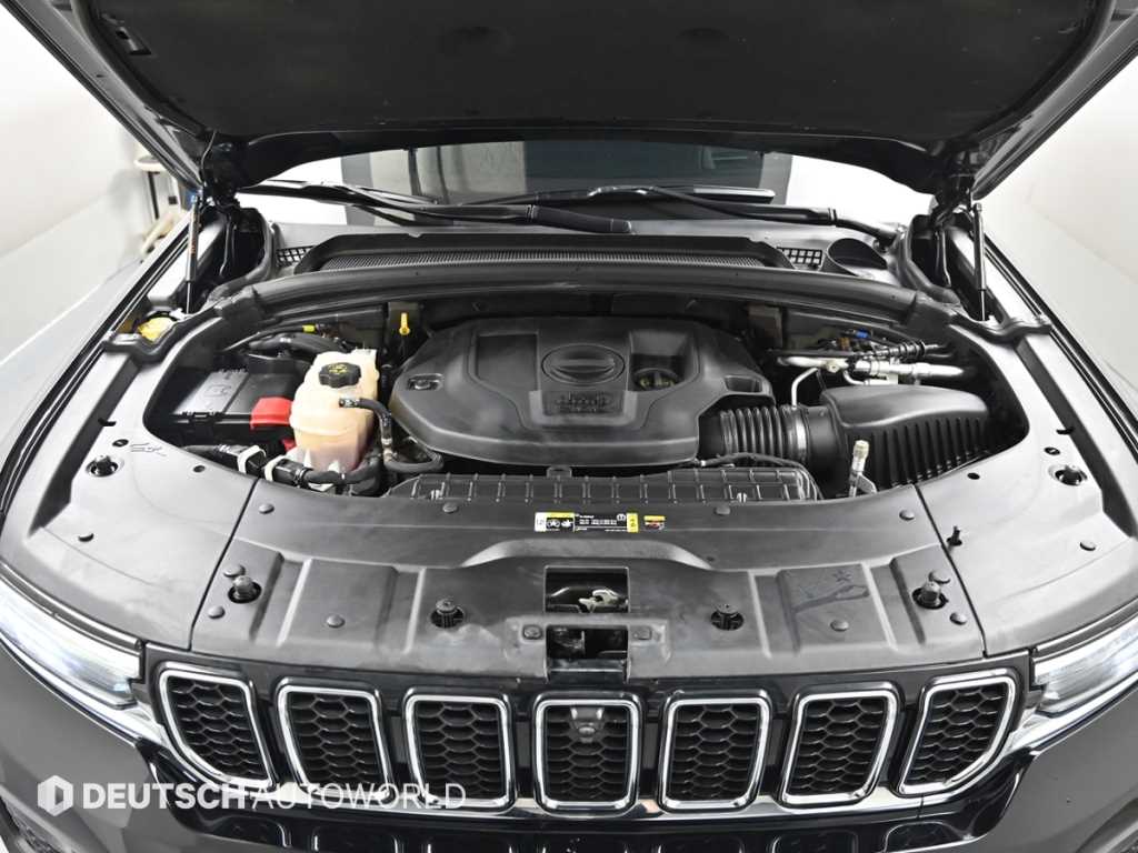 Jeep Cherokee — photo 06