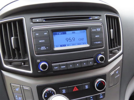 Hyundai Starex — photo 07