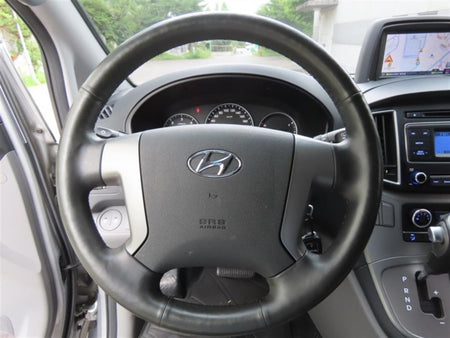 Hyundai Starex — photo 14