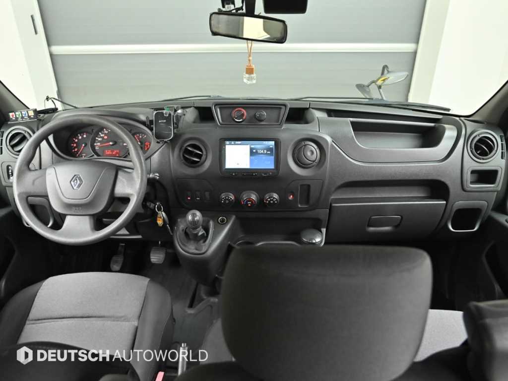 RENAULT Master — photo 07