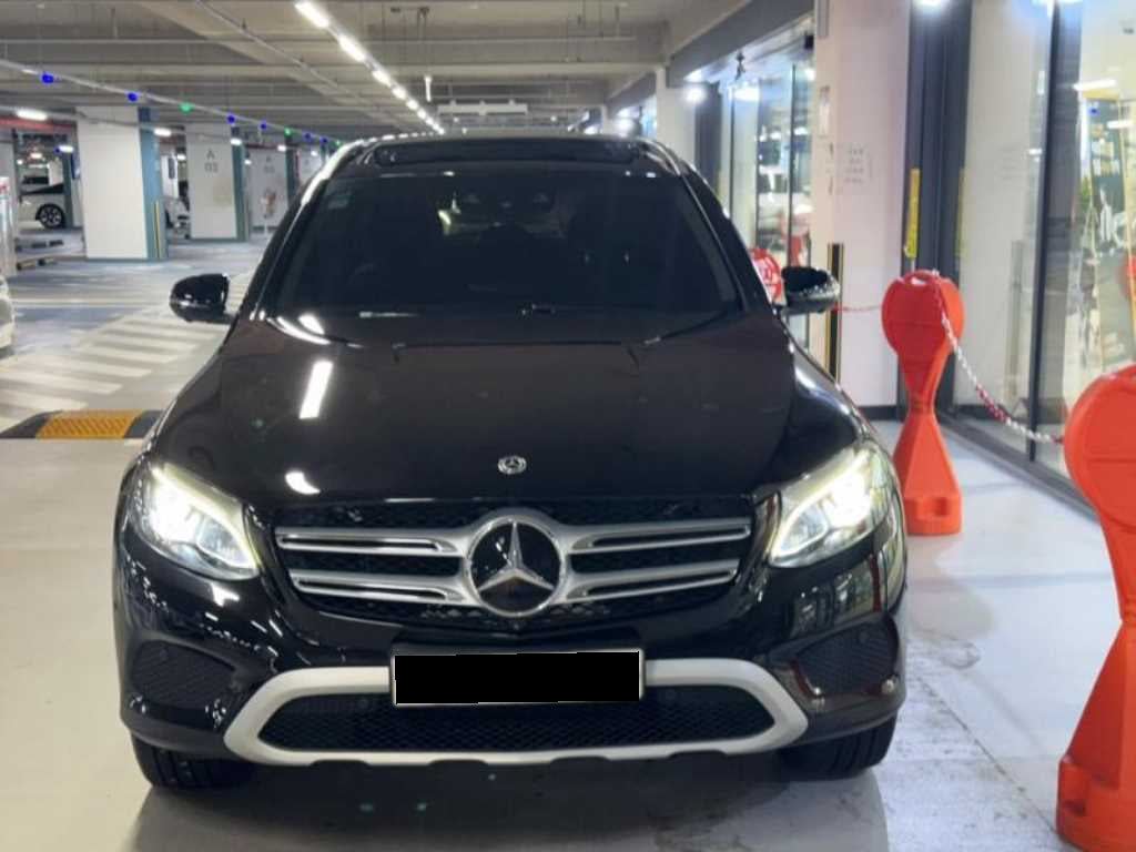 Mercedes-Benz GLC-Class — photo 01