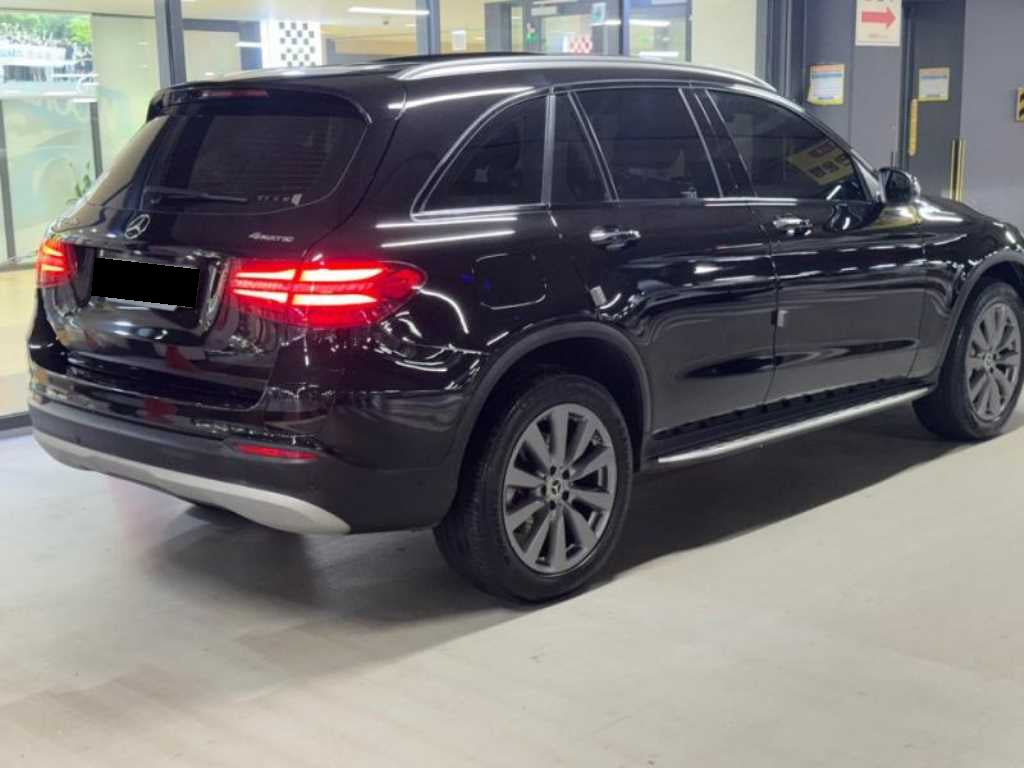 Mercedes-Benz GLC-Class — photo 04