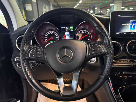 Mercedes-Benz GLC-Class — photo 08
