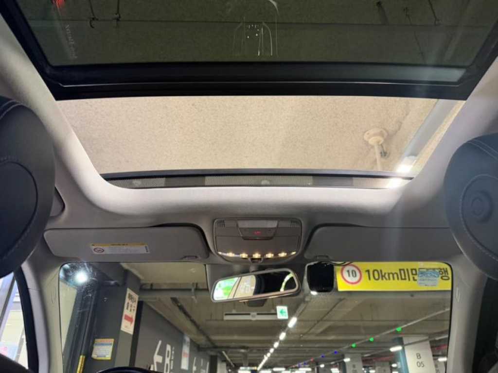 Mercedes-Benz GLC-Class — photo 14