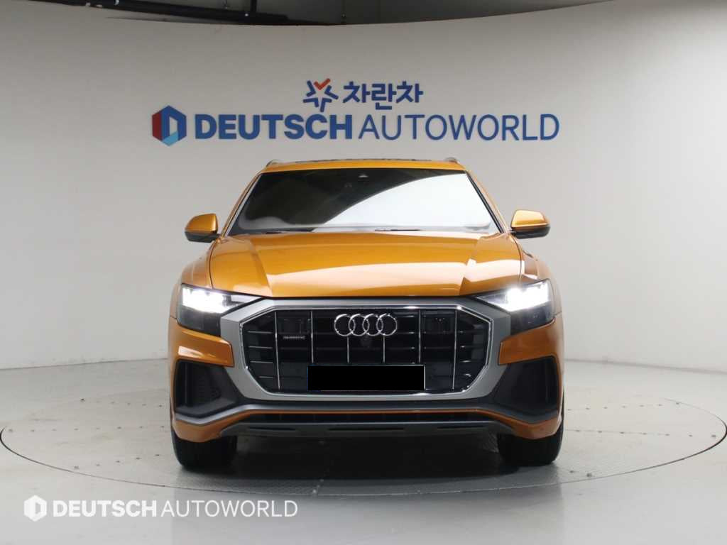 Audi Q8 — photo 03