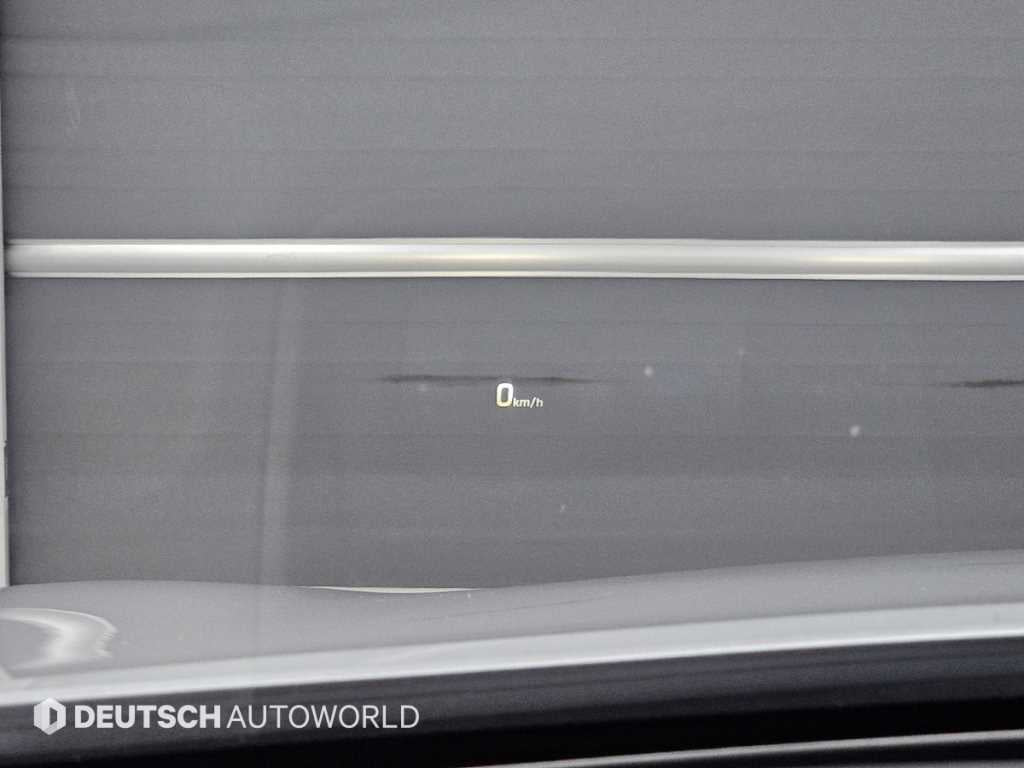 Hyundai Genesis — photo 17