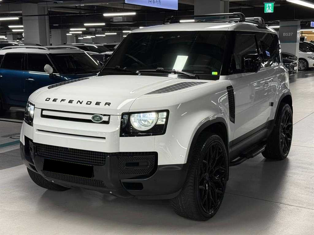 Land Rover Defender — photo 03