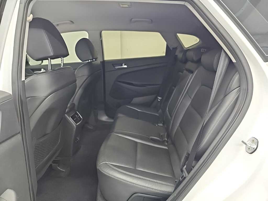 Hyundai Tucson — photo 12