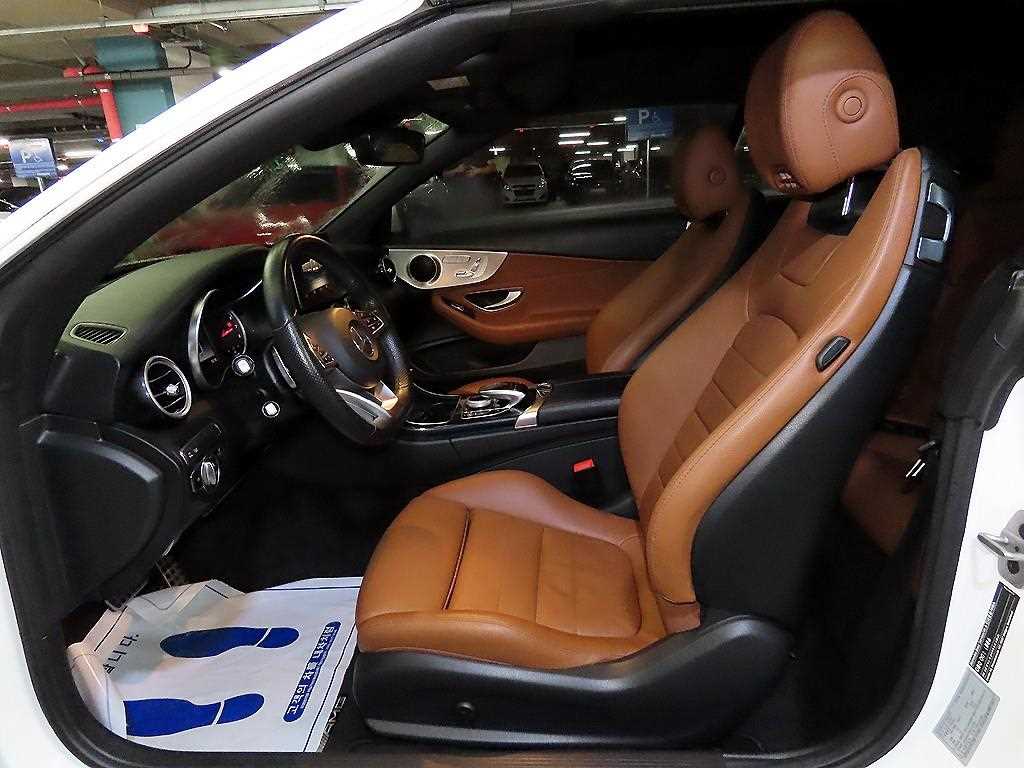 Mercedes-Benz C-Class — photo 08