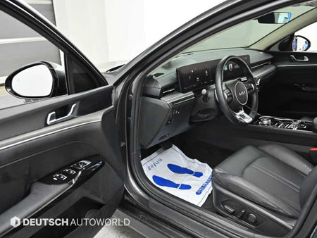 Kia K5 — photo 11