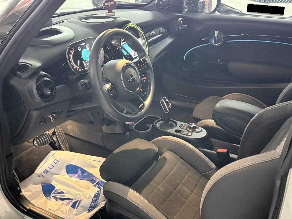 Mini Cooper — photo 09