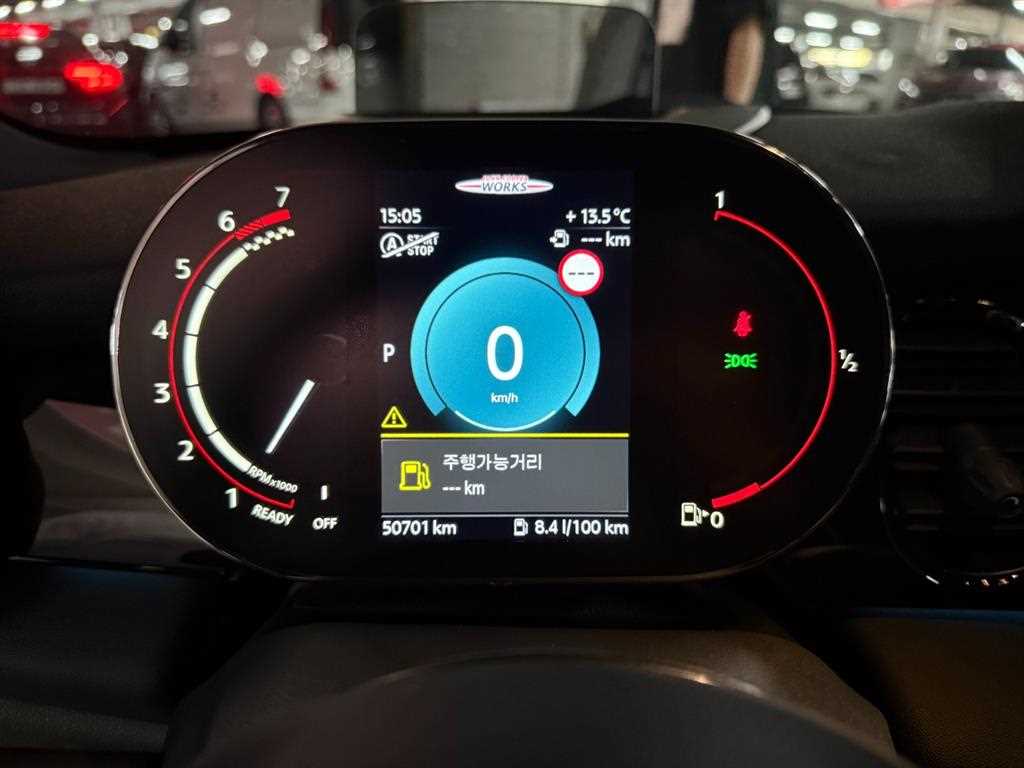 Mini Cooper — photo 11