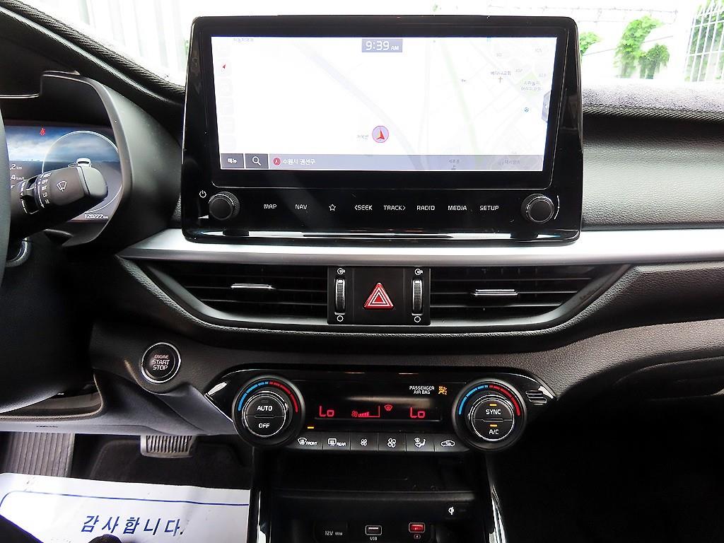 Kia K3 — photo 14