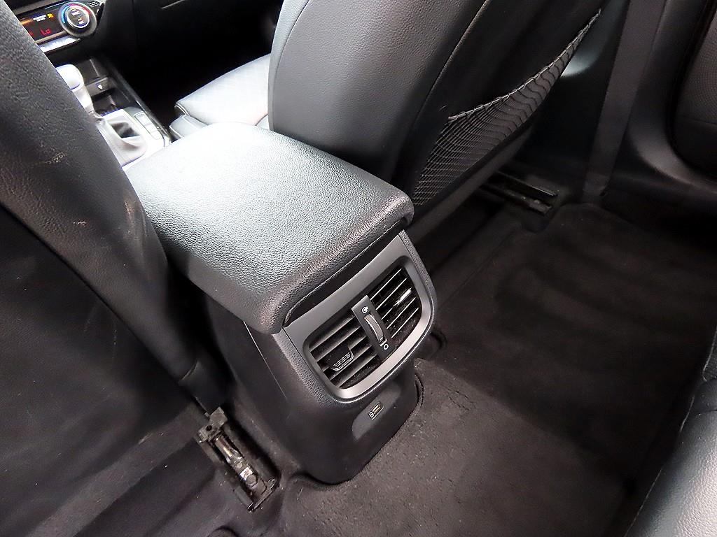 Kia K3 — photo 18